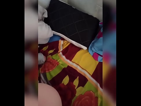❤️ Моя соседка остается дома одна, потому что ее муж уходит в отпуск, а я пользуюсь случаем, чтобы трахнуть ее и наполнить ее задницу молоком ❤️ Секс у нас ❌️